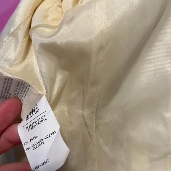 Moschino Cheap & Chic Ivory Peplum Jacket - Picture 11 of 15